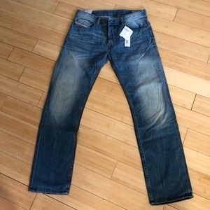 NWT Diesel men waykee Jeans 32/34